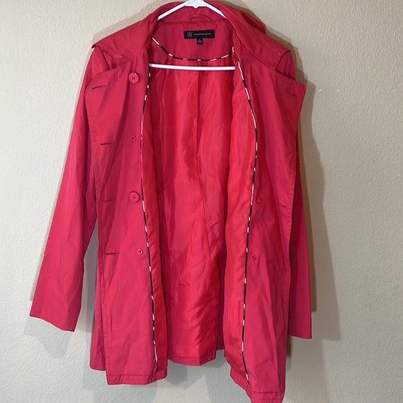 INC coral blazer for women with pockets and buttons.  Size XL - Picture 5 of 9